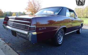 Pontiac-GTO-Coupe-1965-Maroon-Black-46238-6