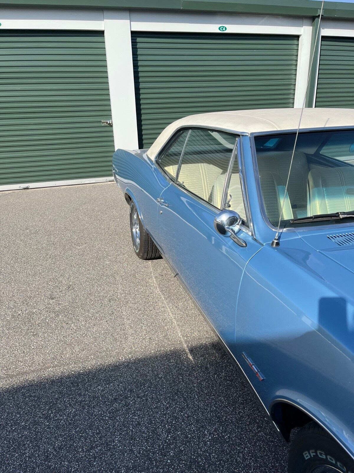 Pontiac-GTO-Coupe-1966-Blue-White-0-10