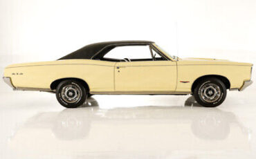 Pontiac-GTO-Coupe-1966-Yellow-Black-0-8