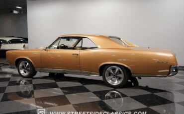 Pontiac-GTO-Coupe-1967-Champagne-Metallic-Gold-917-8