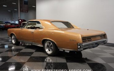 Pontiac-GTO-Coupe-1967-Champagne-Metallic-Gold-917-9