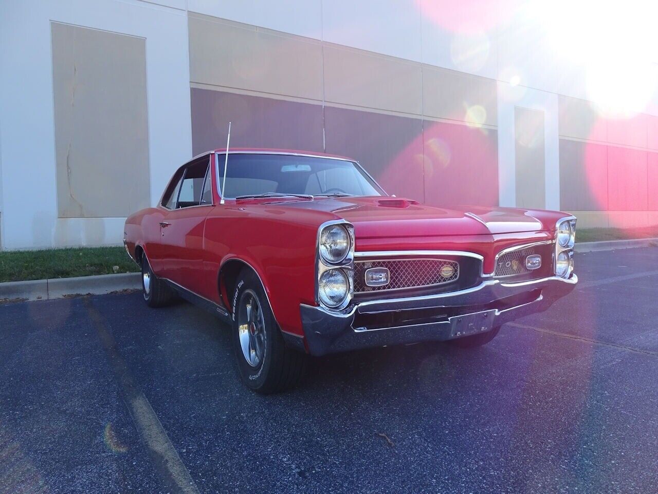 Pontiac-GTO-Coupe-1967-Red-Black-112395-8