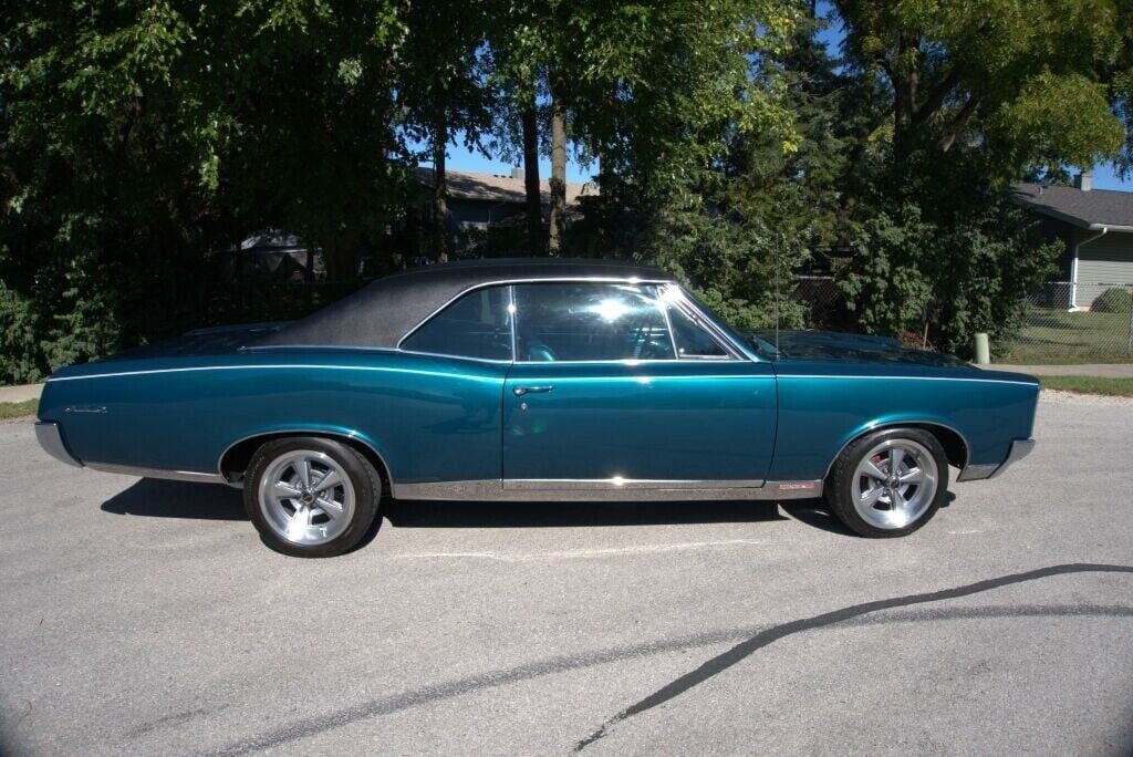 Pontiac-GTO-Coupe-1967-Turquoise-Aqua-2113-6