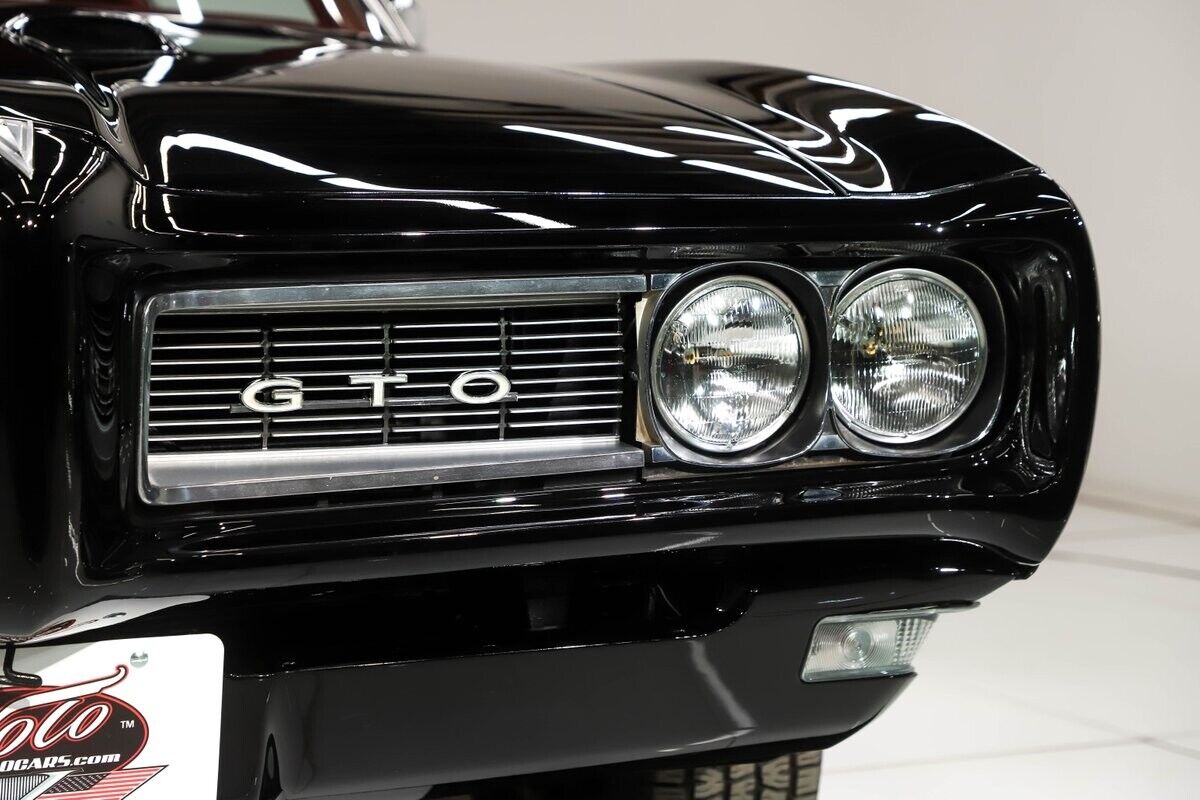 Pontiac-GTO-Coupe-1968-Black-Red-0-9