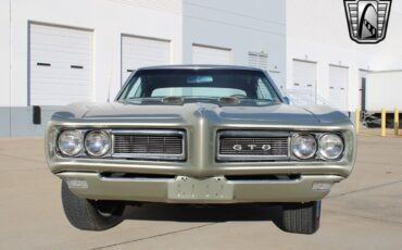 Pontiac-GTO-Coupe-1968-Gold-Gold-104720-6