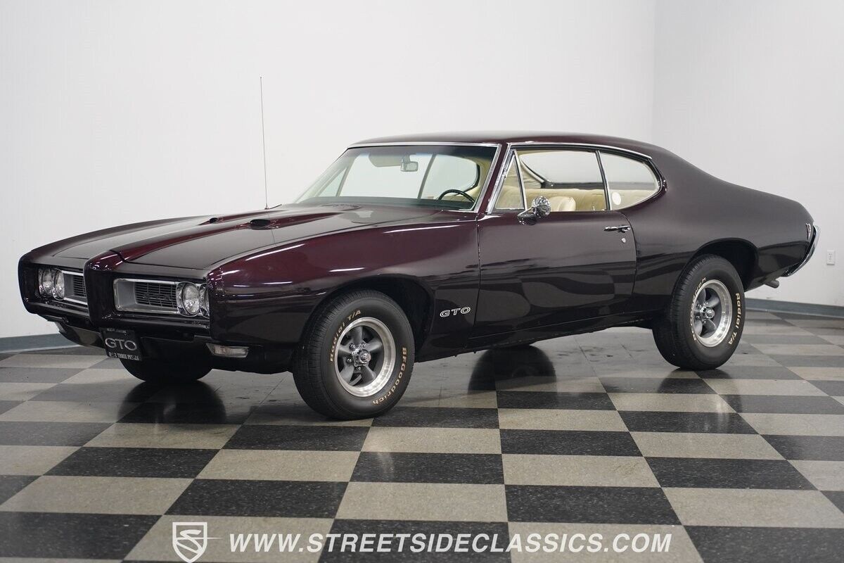 Pontiac-GTO-Coupe-1968-Purple-White-143619-7