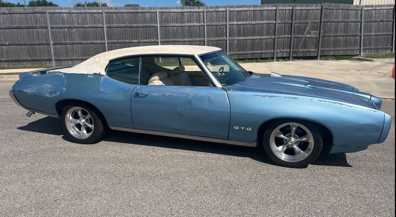 Pontiac-GTO-Coupe-1969-Blue-White-61155-38