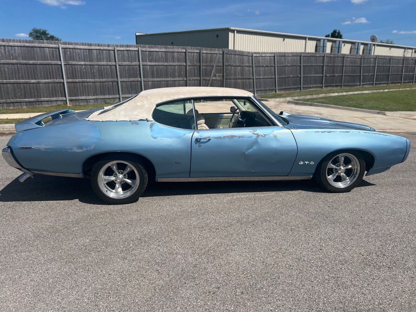 Pontiac-GTO-Coupe-1969-Blue-White-61155-9