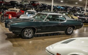 Pontiac-GTO-Coupe-1969-Green-Green-21237-8