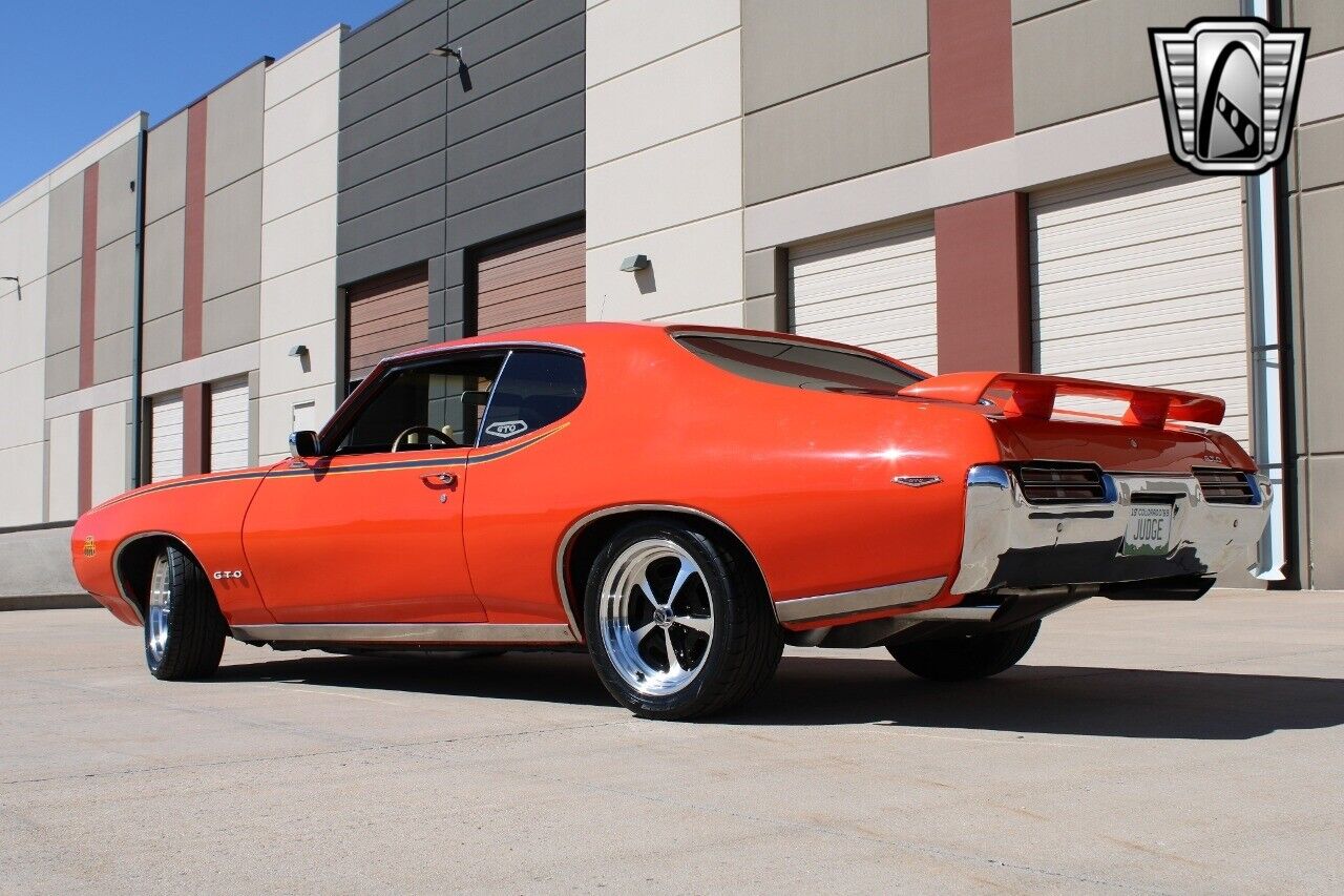 Pontiac-GTO-Coupe-1969-Orange-Black-119928-4