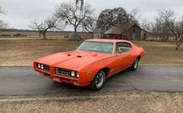 Pontiac-GTO-Coupe-1969-Red-Parchment-1967-10