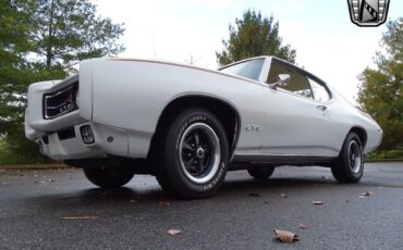 Pontiac-GTO-Coupe-1969-White-White-140013-3