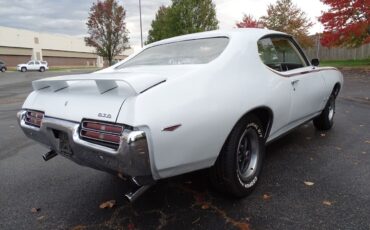 Pontiac-GTO-Coupe-1969-White-White-140013-7