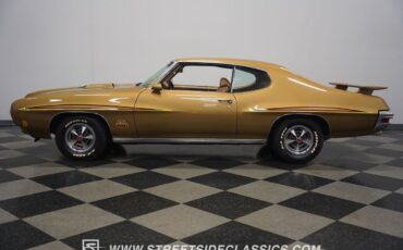 Pontiac-GTO-Coupe-1970-Gold-Saddle-22069-2