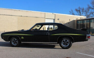 Pontiac-GTO-Coupe-1970-Green-Tan-0-4