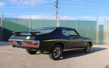 Pontiac-GTO-Coupe-1970-Green-Tan-0-8