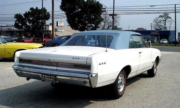 Pontiac-GTO-Documented-Cabriolet-1964-Blue-Blue-15305-19