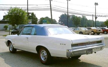 Pontiac-GTO-Documented-Cabriolet-1964-Blue-Blue-15305-20