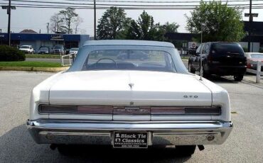 Pontiac-GTO-Documented-Cabriolet-1964-Blue-Blue-15305-21