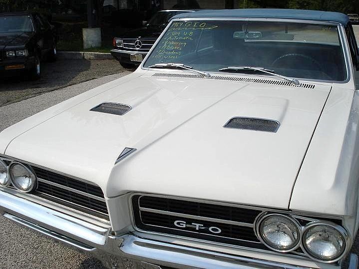 Pontiac-GTO-Documented-Cabriolet-1964-Blue-Blue-15305-26