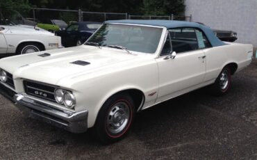 Pontiac-GTO-Documented-Cabriolet-1964-Blue-Blue-15305-32