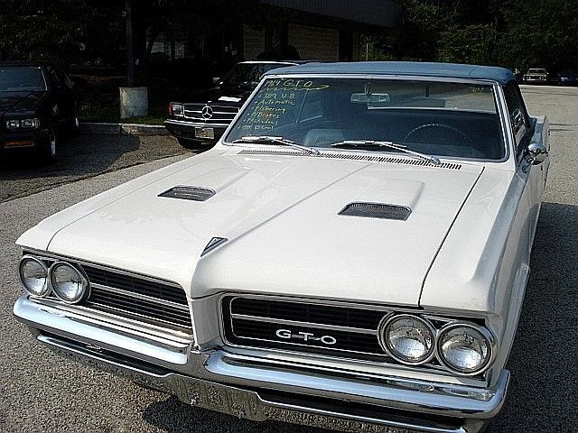 Pontiac-GTO-Documented-Cabriolet-1964-Blue-Blue-15305-4