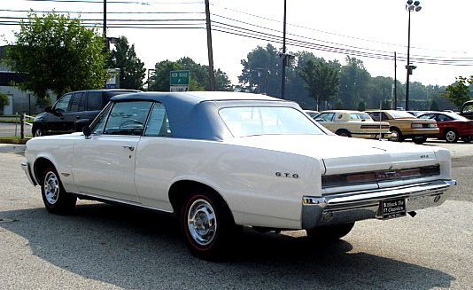 Pontiac-GTO-Documented-Cabriolet-1964-Blue-Blue-15305-6