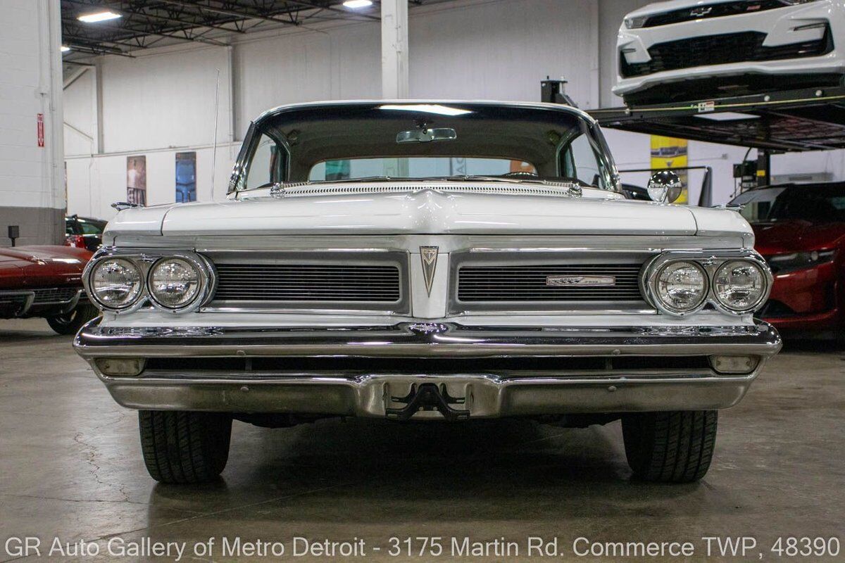 Pontiac-Grand-Prix-1962-White-Red-12719-11