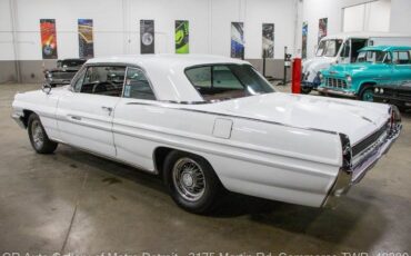 Pontiac-Grand-Prix-1962-White-Red-12719-3