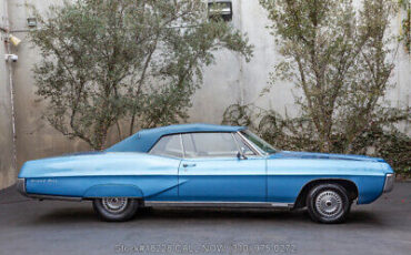 Pontiac-Grand-Prix-1967-Blue-Other-Color-0-9