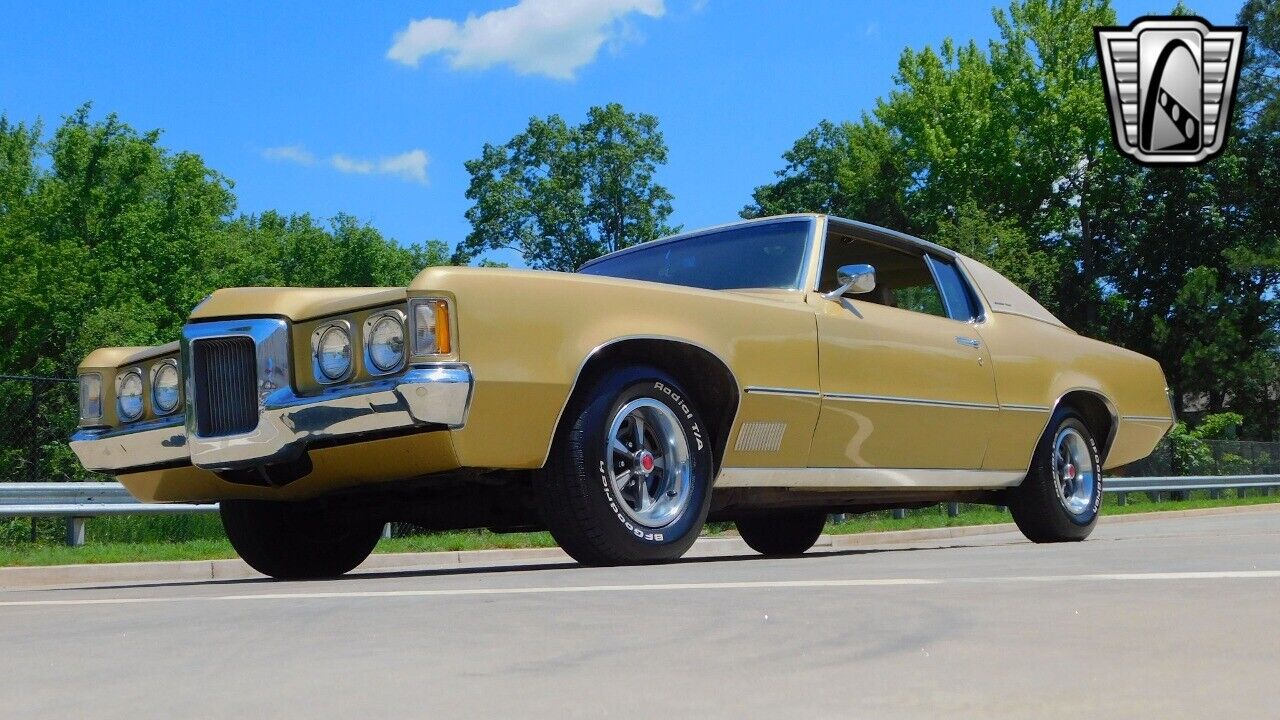 Pontiac-Grand-Prix-1970-Gold-Brown-118557-3