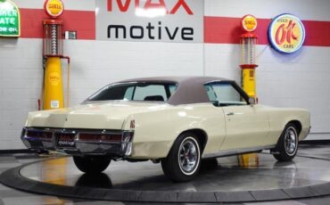 Pontiac-Grand-Prix-1972-Beige-Black-88504-2