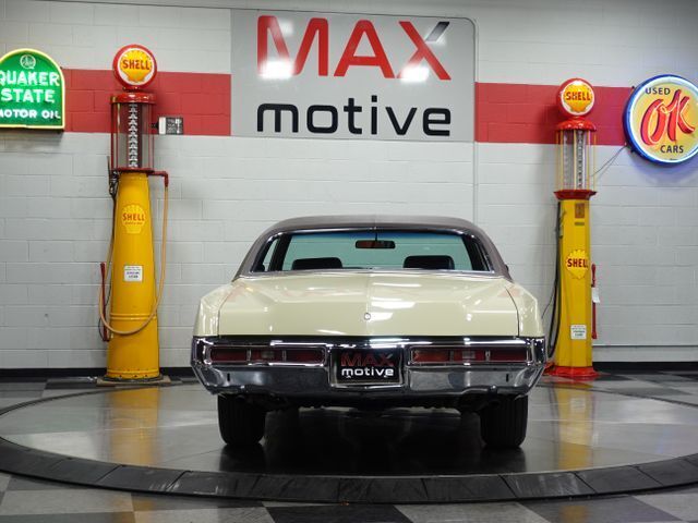 Pontiac-Grand-Prix-1972-Beige-Black-88504-3