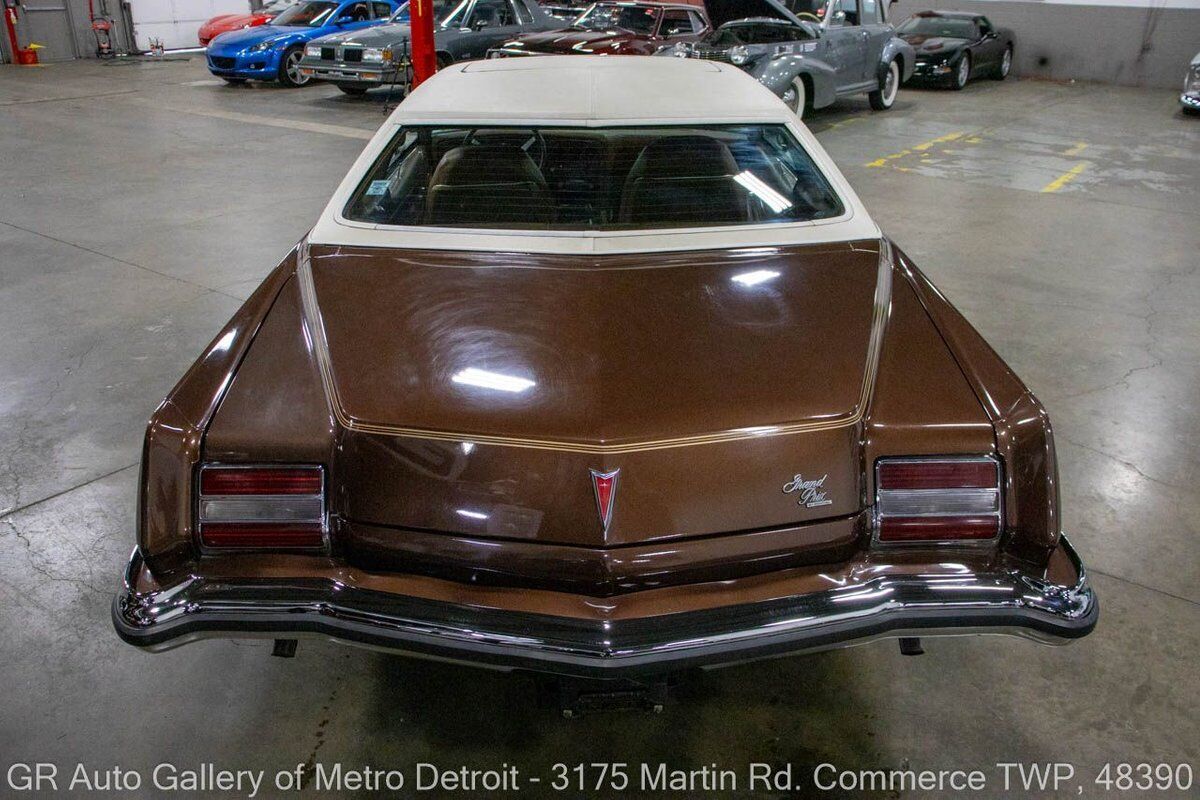 Pontiac-Grand-Prix-1973-Brown-Brown-888-4