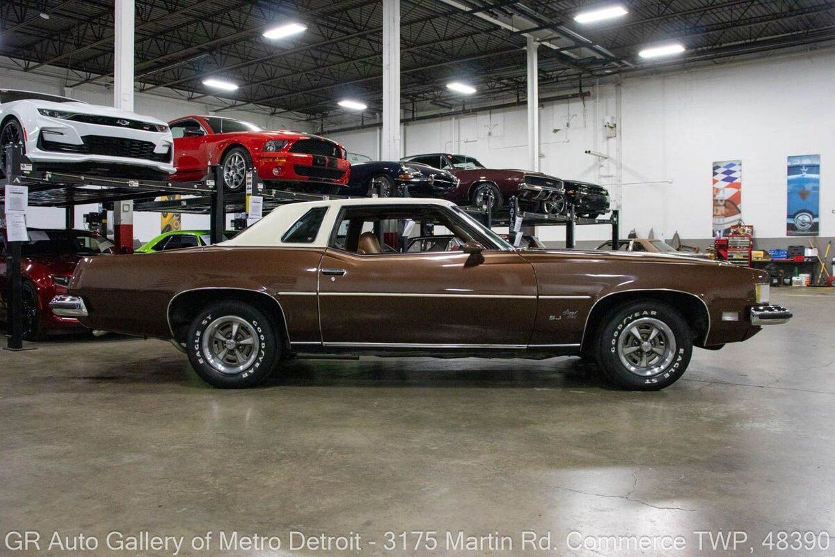 Pontiac-Grand-Prix-1973-Brown-Brown-888-7