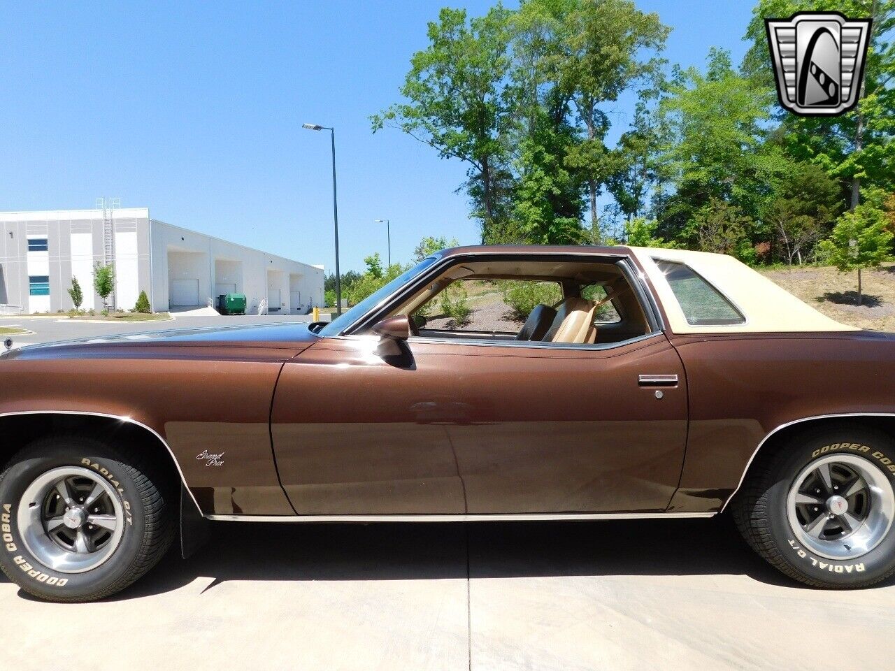 Pontiac-Grand-Prix-1977-Brown-Tan-36672-6