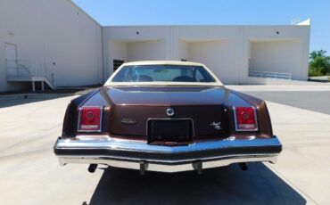 Pontiac-Grand-Prix-1977-Brown-Tan-36672-9