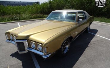 Pontiac-Grand-Prix-Coupe-1970-Gold-Tan-112393-2