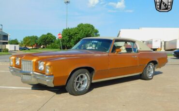 Pontiac-Grand-Prix-Coupe-1972-Orange-Cream-95696-2