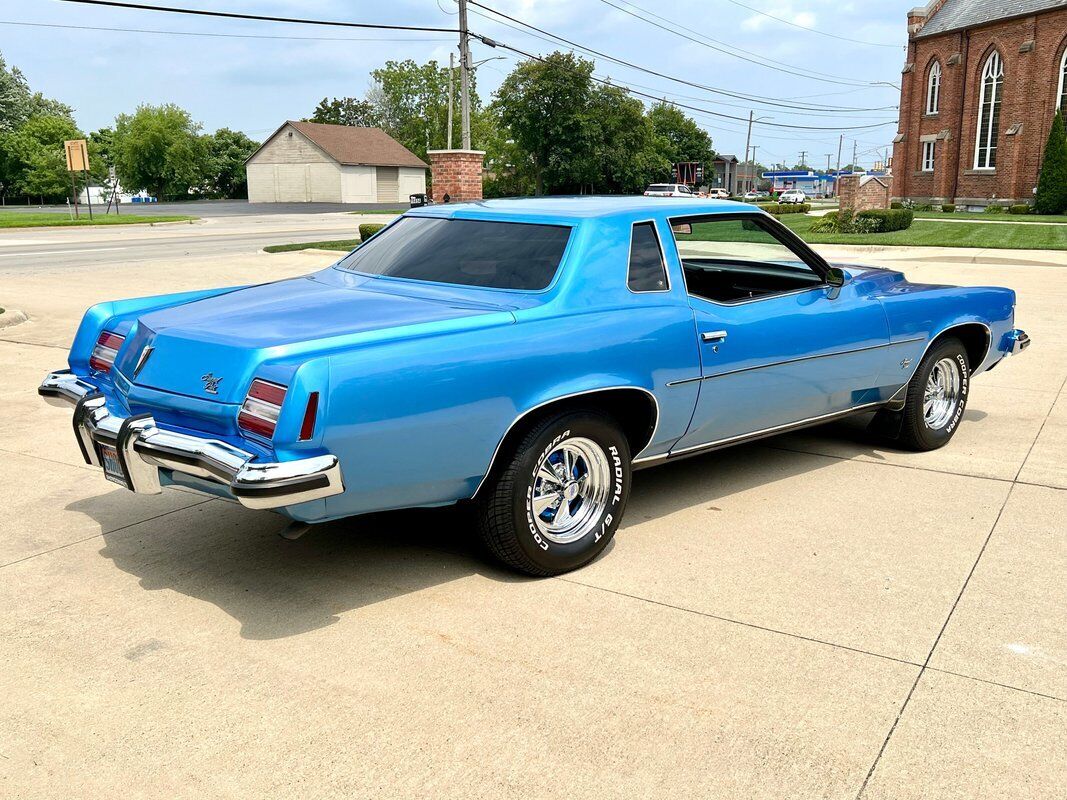 Pontiac-Grand-Prix-Coupe-1973-Blue-Black-46121-5