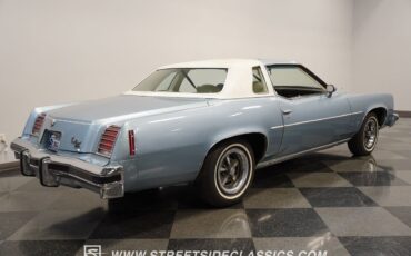 Pontiac-Grand-Prix-Coupe-1976-Blue-White-107944-11