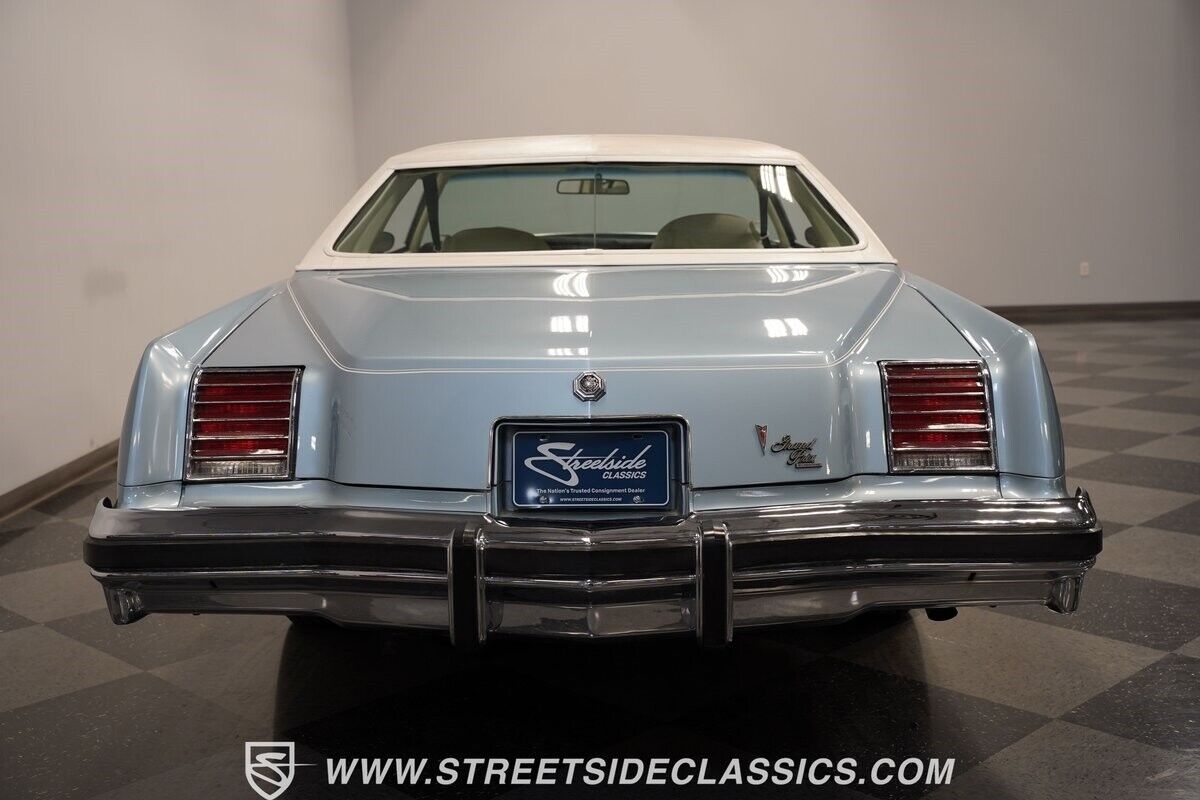 Pontiac-Grand-Prix-Coupe-1976-Blue-White-107944-9