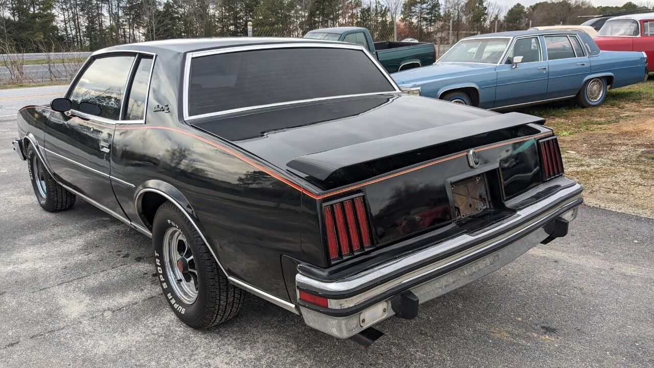 Pontiac-Grand-Prix-Coupe-1979-Black-Black-192611-6