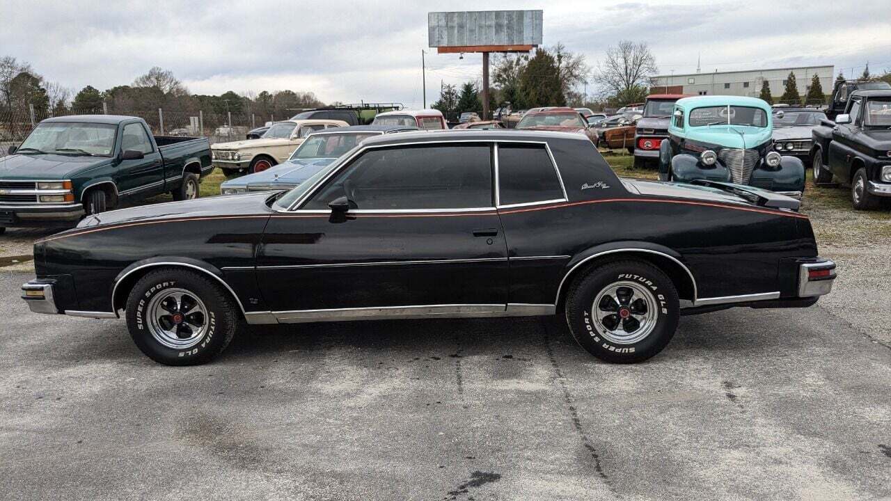 Pontiac-Grand-Prix-Coupe-1979-Black-Black-192611-7