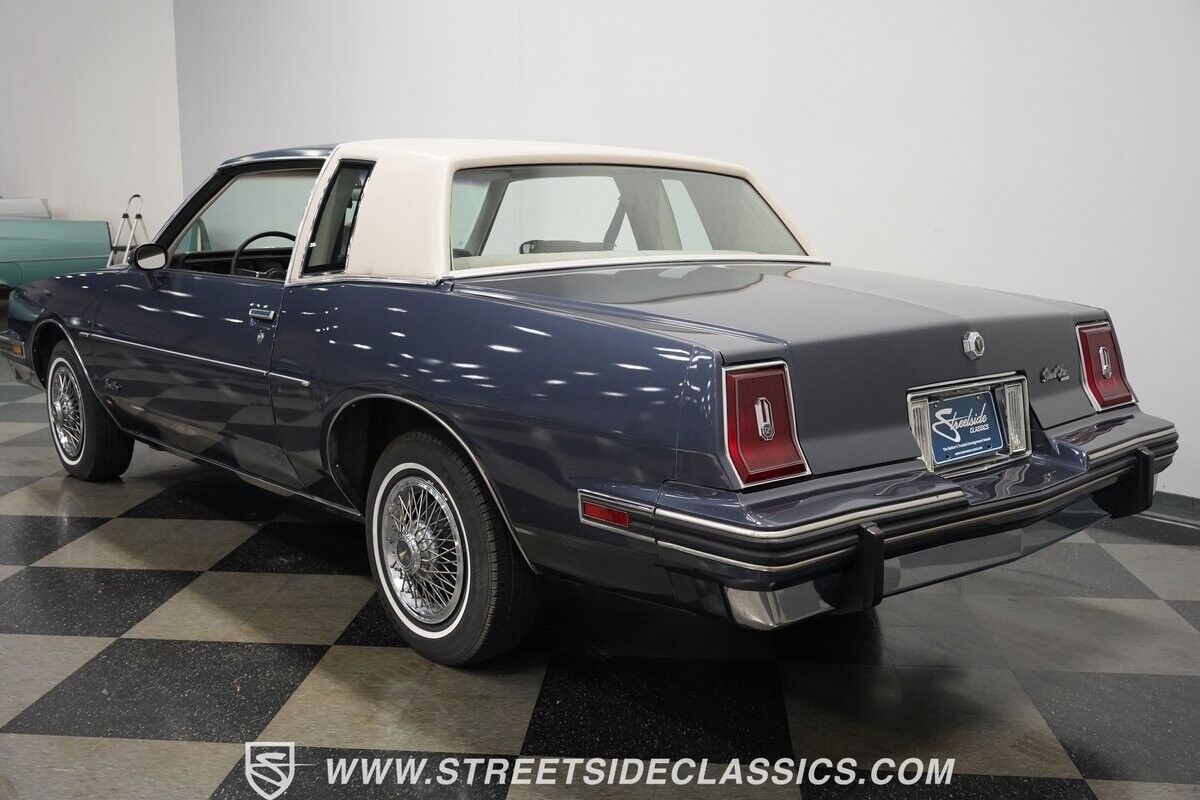 Pontiac-Grand-Prix-Coupe-1984-Blue-Gray-20218-11