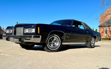 Pontiac-Grand-Prix-SJ-Coupe-1977-Black-Black-123919-1