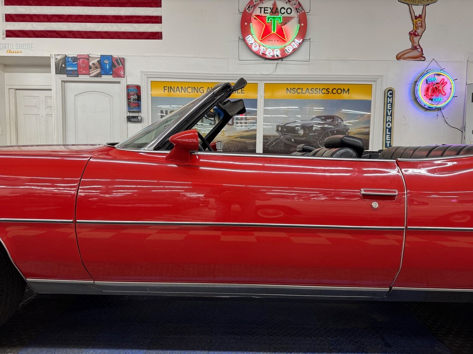 Pontiac-Grand-Ville-Cabriolet-1975-Red-Black-139660-26