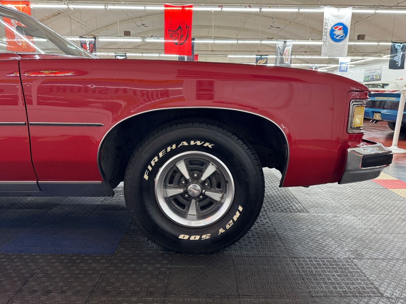 Pontiac-Grand-Ville-Cabriolet-1975-Red-Black-139660-33