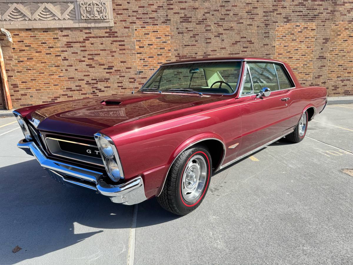 Pontiac-Gto-1965-red-157715