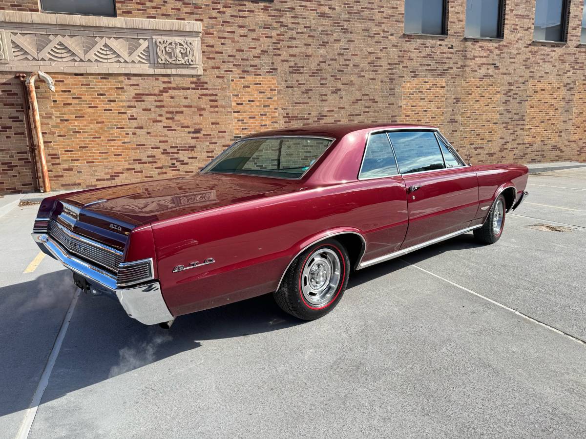 Pontiac-Gto-1965-red-157715-3